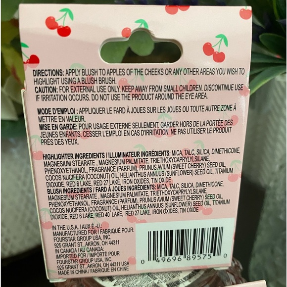 🆕🍒 b•pure Limited Edition Cherry Scented Make-Up Trio Brand New! 3 Piece Set. - Picture 8 of 8